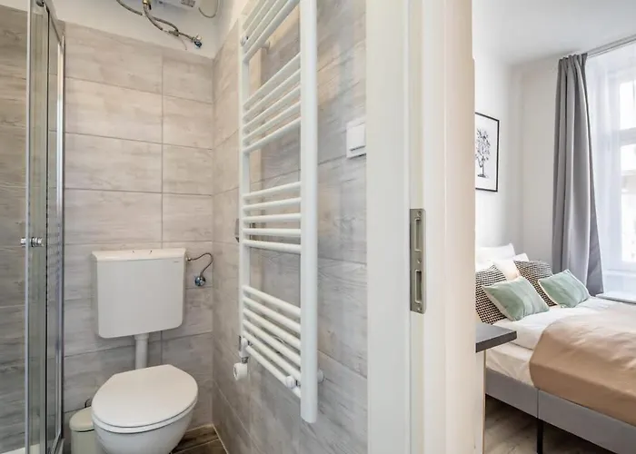 Excellent Cosy Very Location *
