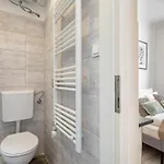 Excellent Cosy Very Location *
